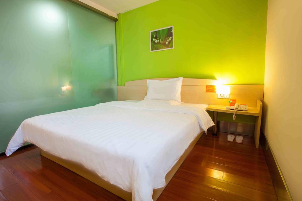7Days Inn Changsha Xiangjiazhong Road Kaifu Temple Quarto foto